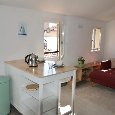 Chez Andrea Lumineux T2 Clim Centre Proche Port A Pieds * La Ciotat