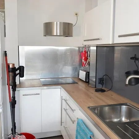 Chez Andrea Lumineux T2 Clim Centre Proche Port A Pieds Apartment