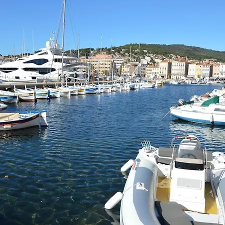 Chez Andrea Lumineux T2 Clim Centre Proche Port A Pieds Apartment